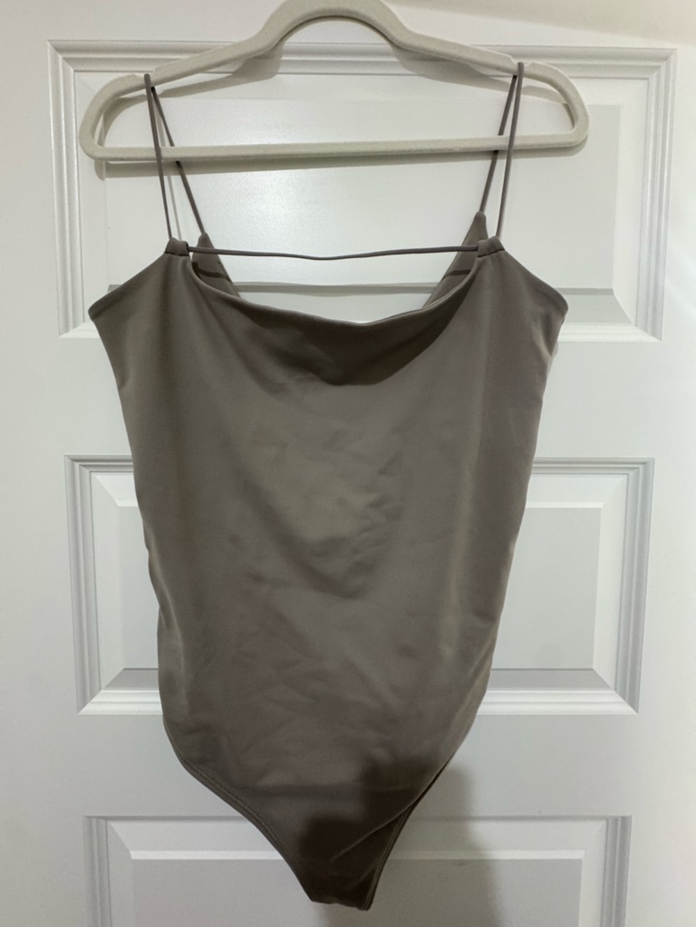 Abercrombie Women’s Taupe Cowl Neck Bodysuit - Sleeveless Spaghetti Strap Large